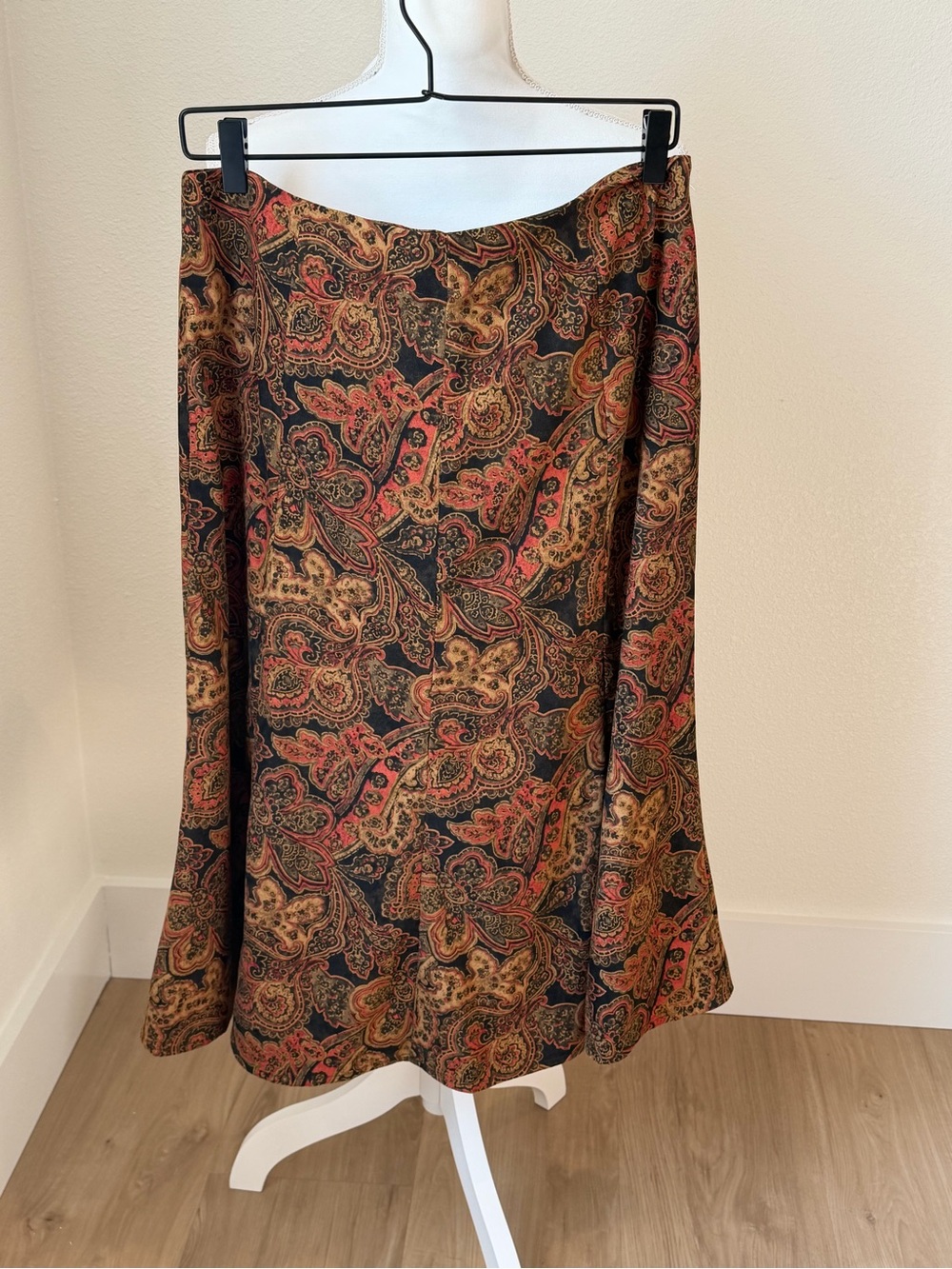Laura Scott Paisley A-Line Skirt in Rust, Black & Tan